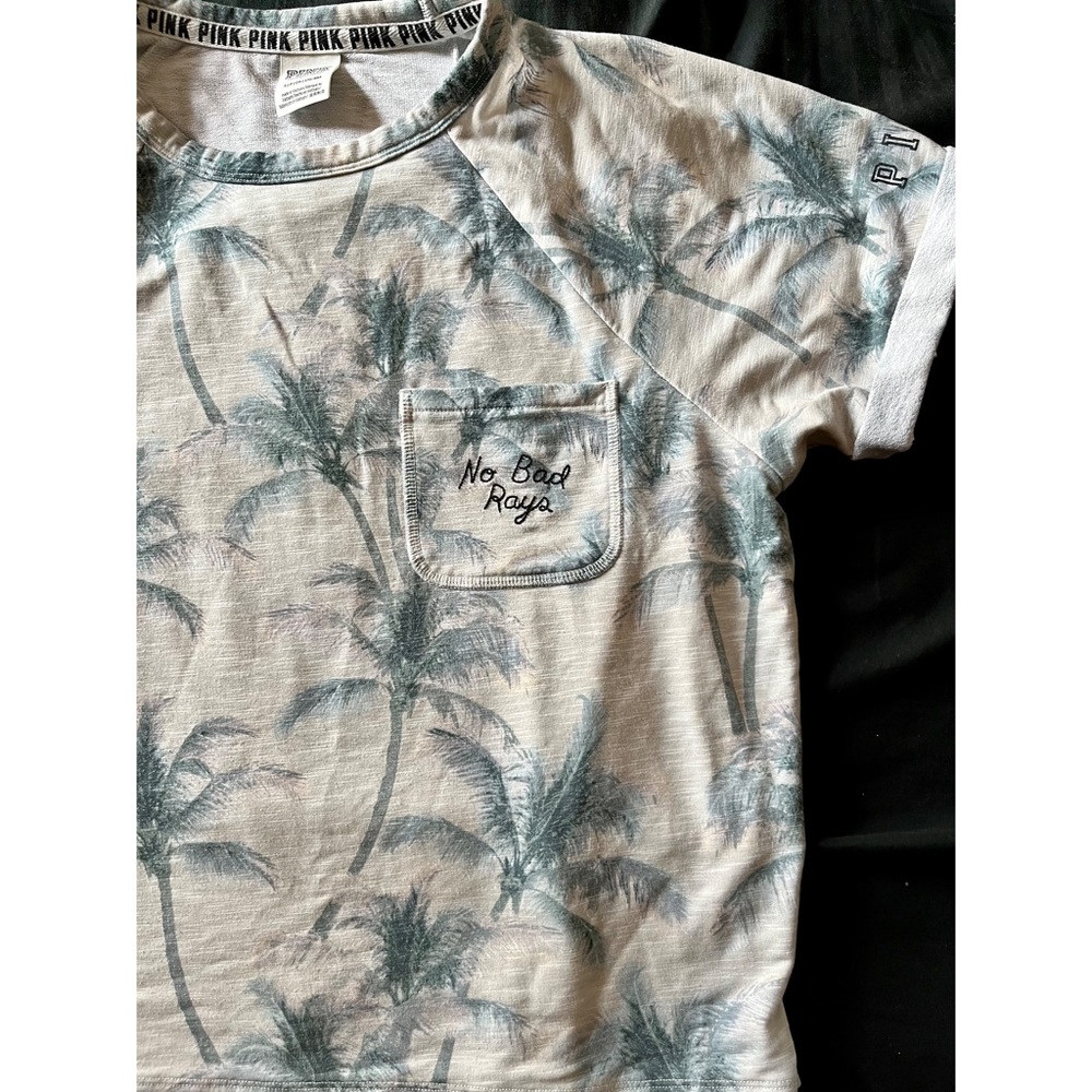 VS PINK Tee